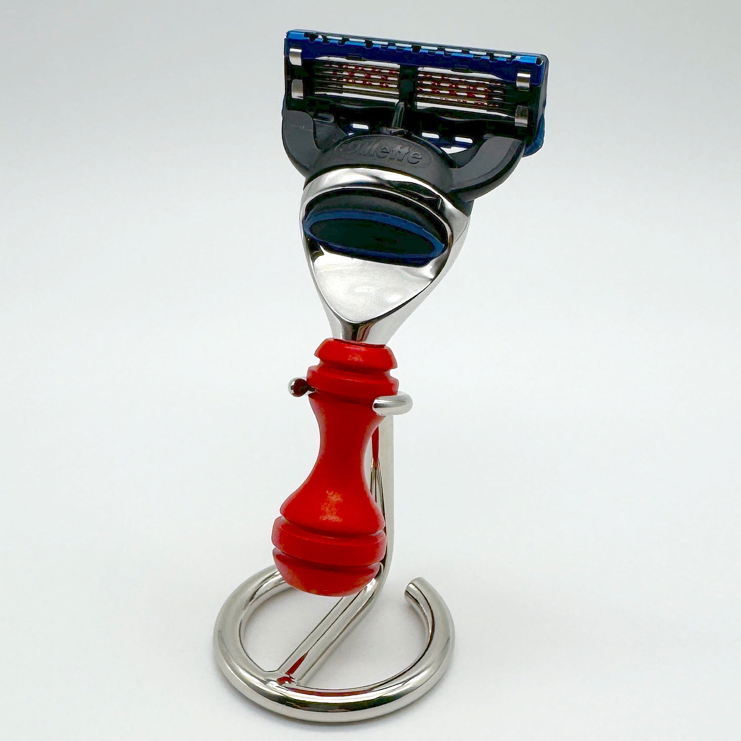 限定数量1pcs レビューをしてくれる方限定  MICRO 4代目レアなレッドカラー　ウェブ限定　送料無料