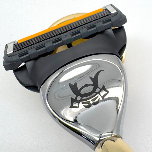 数量限定ステルス企画　MICRO DUOMO rasoio Il colore dorato della vittoria KABUTO for REGALO