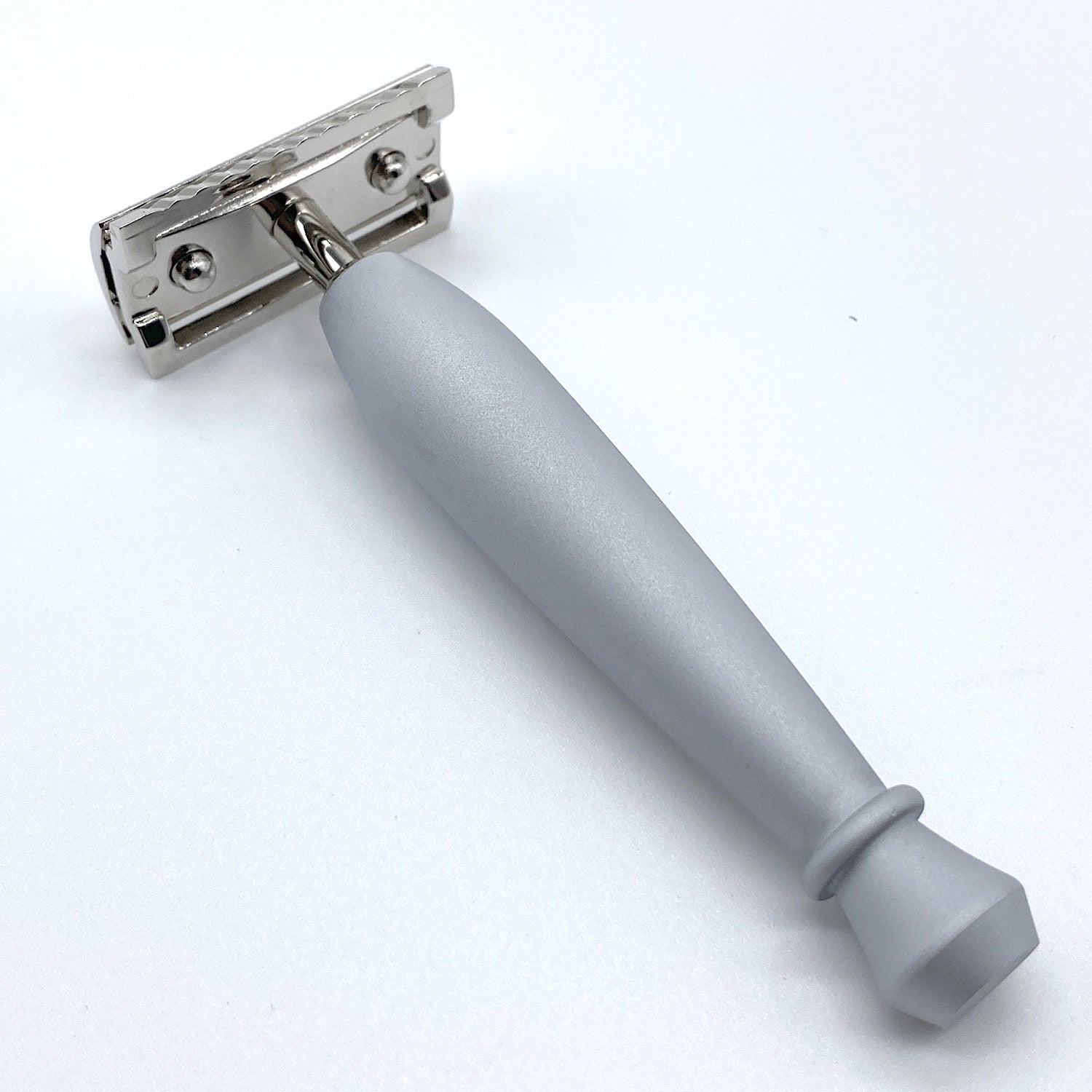 レビューをしてくれる方限定　 オリジナル両刃カミソリ 350S マットシルバー(替刃付/名入れ可)  送料込